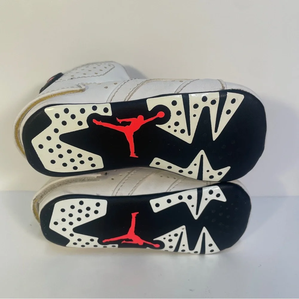 Air Jordan Retro VI 6 White Infrared 2014 525442-123 Toddler 3C No Box